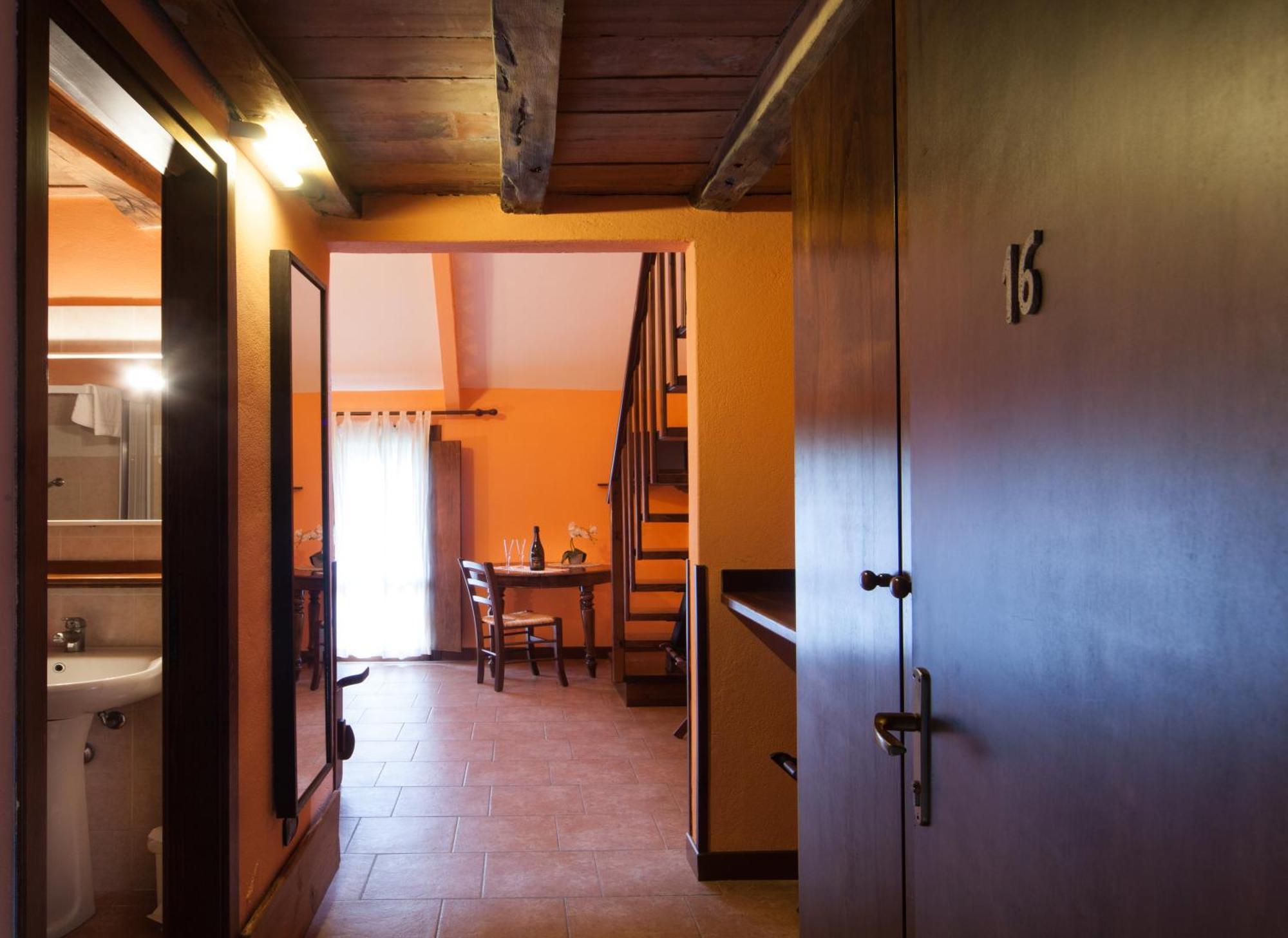 Agriturismo Torrazzetta Casteggio Zimmer foto