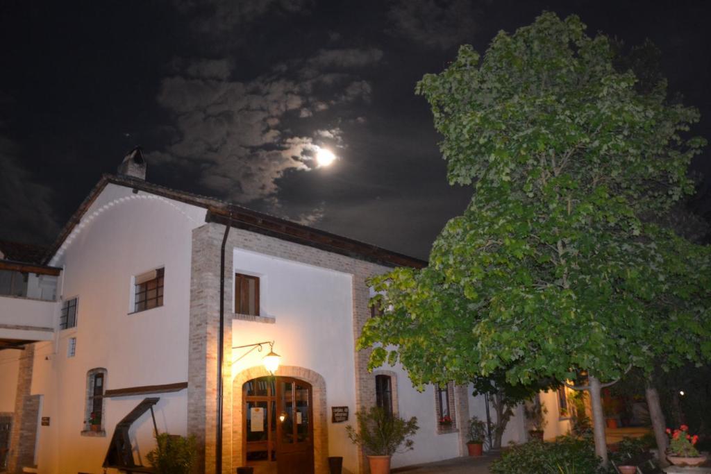 Agriturismo Torrazzetta Casteggio Exterior foto